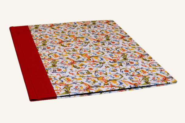 Besonders elegante Mappe mit buntem Florentinerpapier in rot und gold